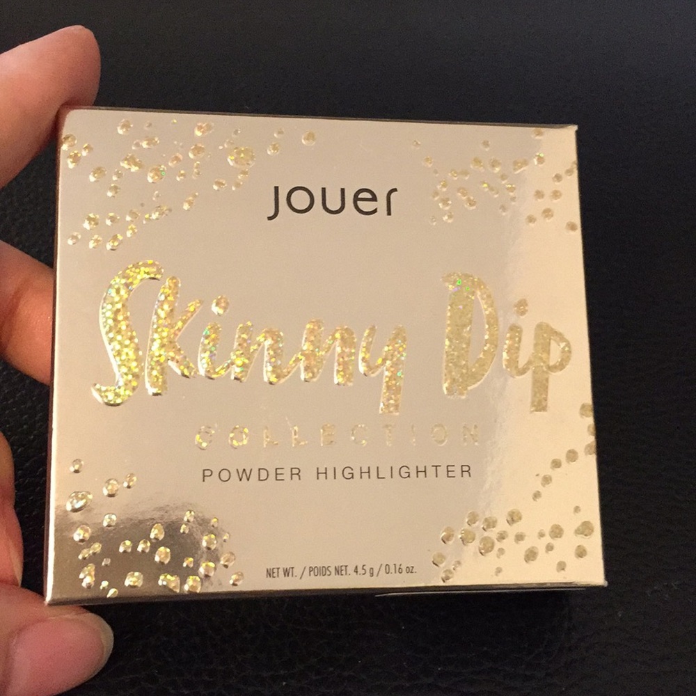 Jouer powder highlighter “skinny Dip”